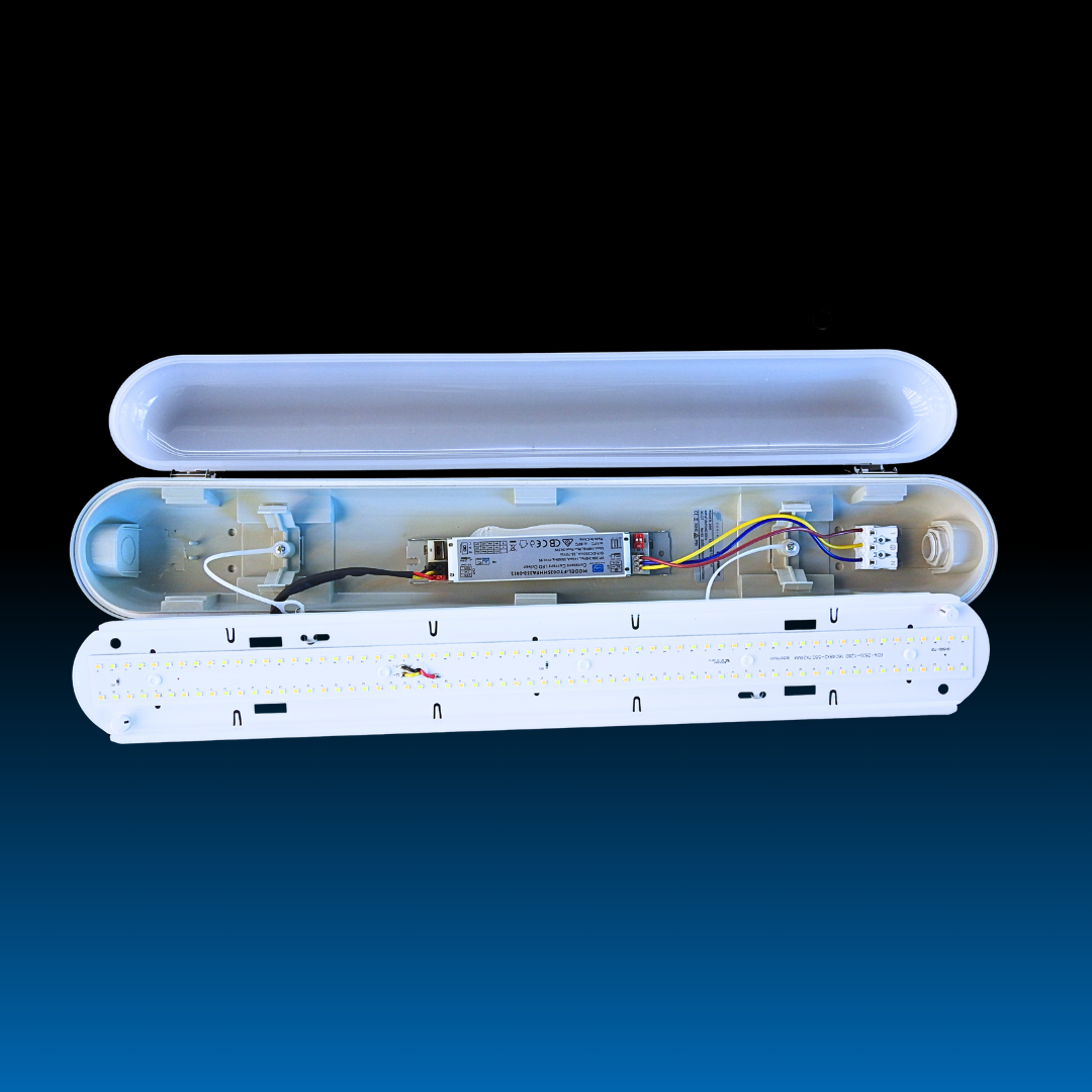 Cerelaw tri proof batten light 3CCT 4FT - Image 2